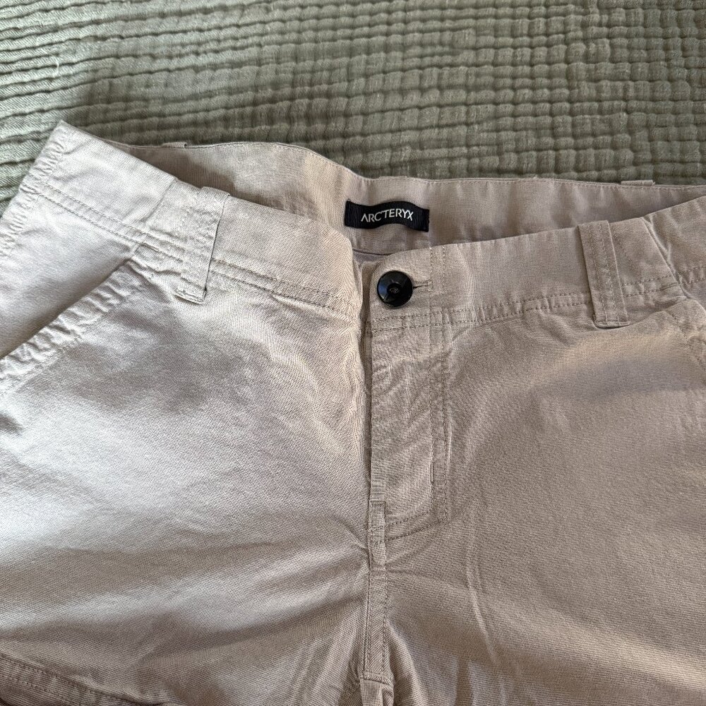 Women's Arcteryx Shorts- Size 10